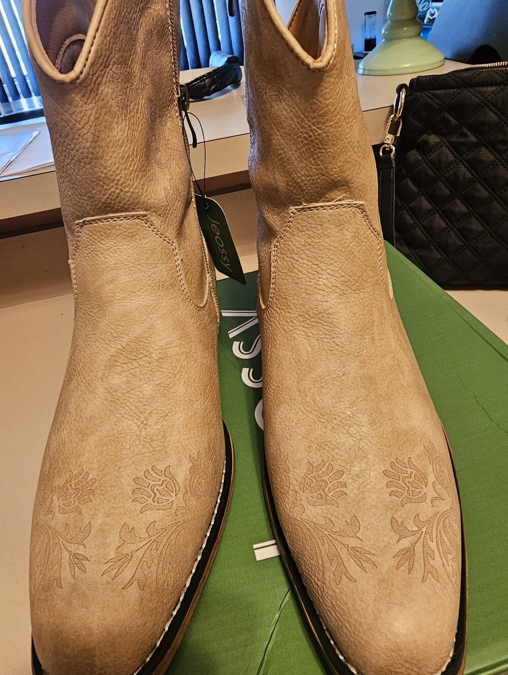 Women's Tan Embossed Short Cowboy  Boots - Comfort Zip Side - Picture 3 of 4
